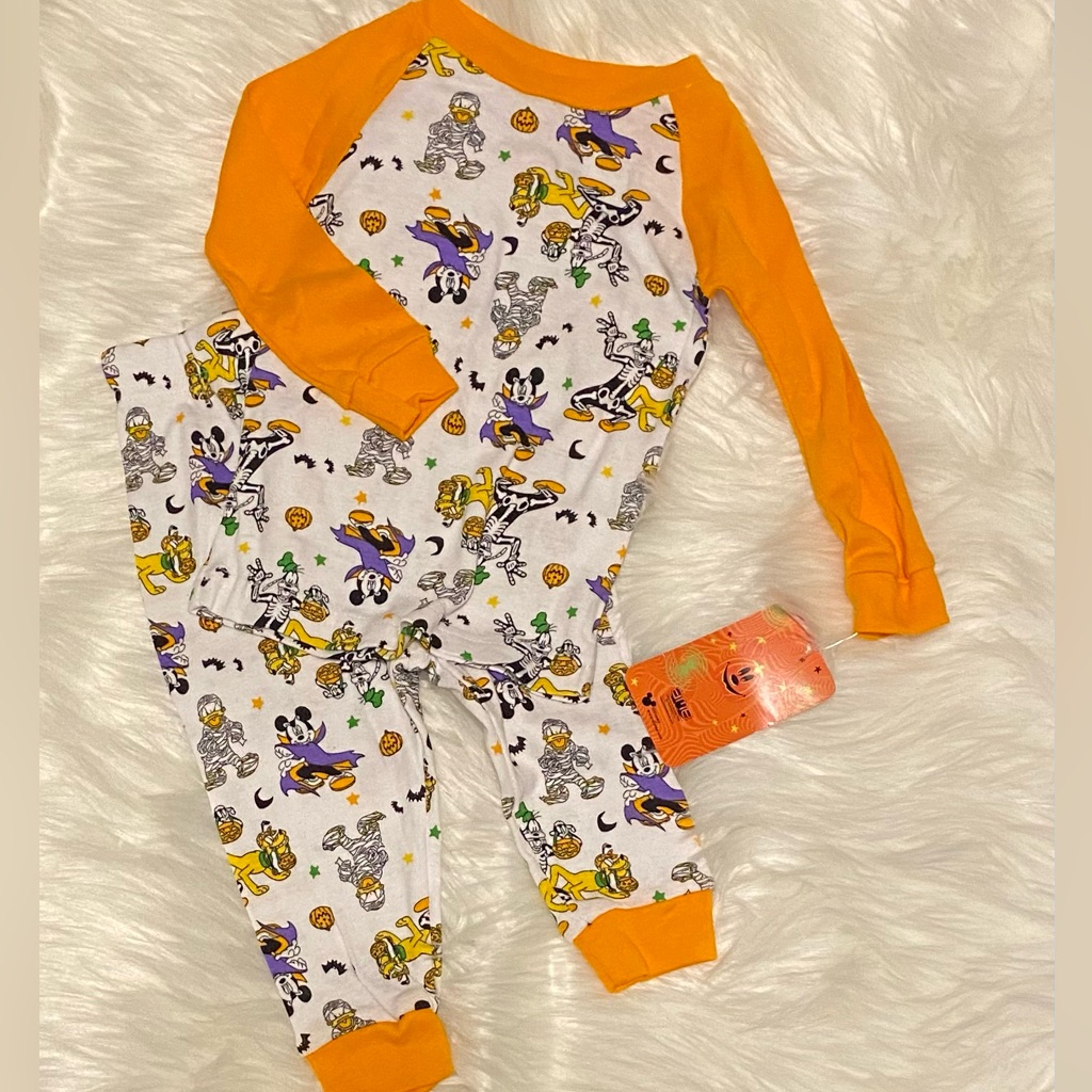 Nwt Disney Mickey Mouse Pajamas 12 Months